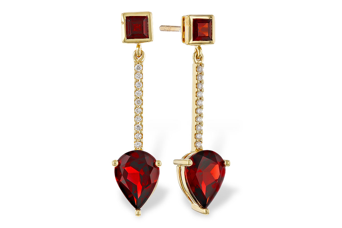 B329-11467: EARRINGS 2.70 TW GARNET 2.77 TGW