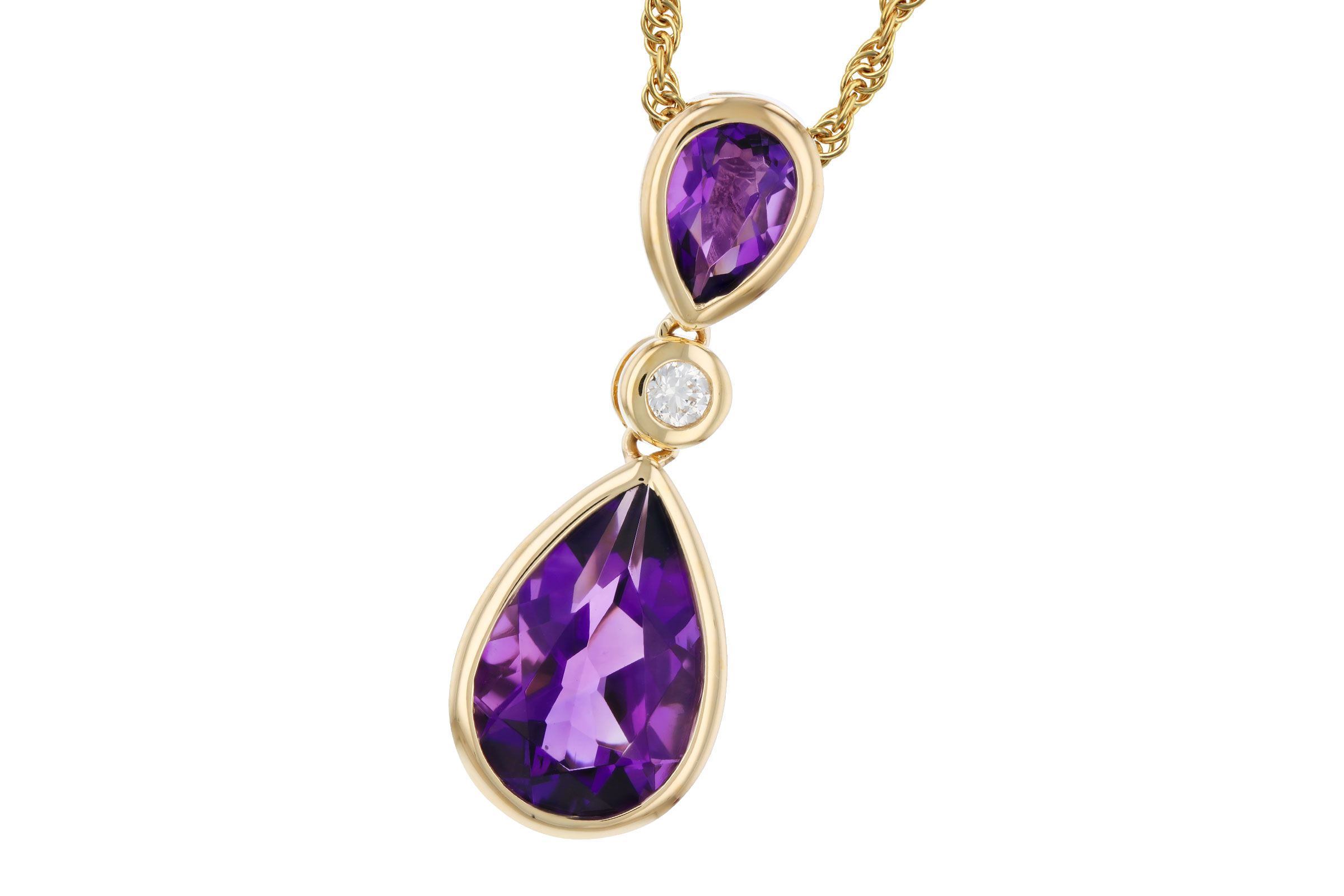 B330-03276: NECKLACE 1.92 TW AMETHYST 1.96 TGW