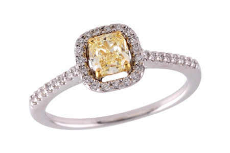 C241-86048: LDR .52 LGT FANCY YELL DIA .66 TW (EGL D14022404)