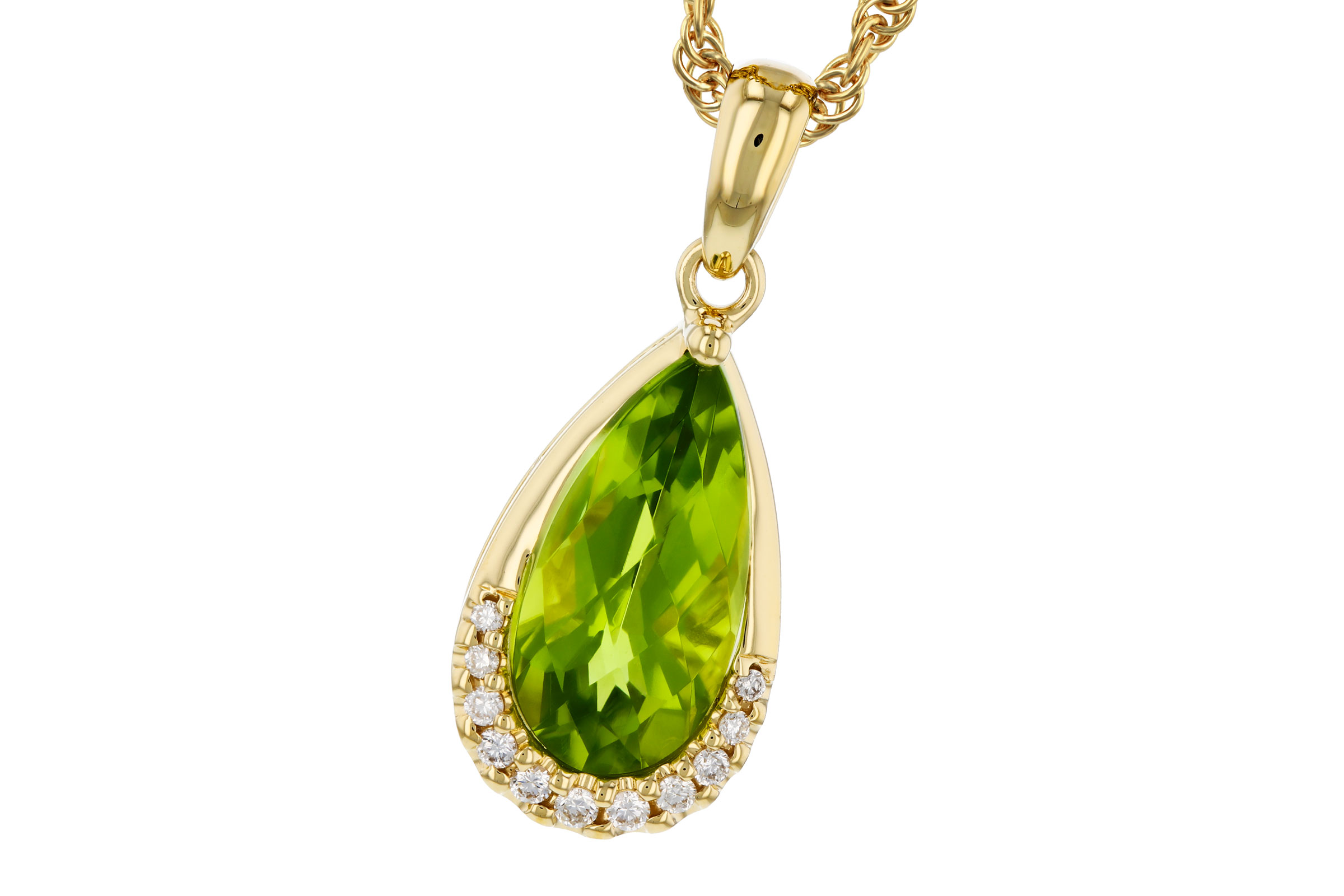 C330-02376: NECK 1.94 PERIDOT 2.00 TGW (12x6MM PS)