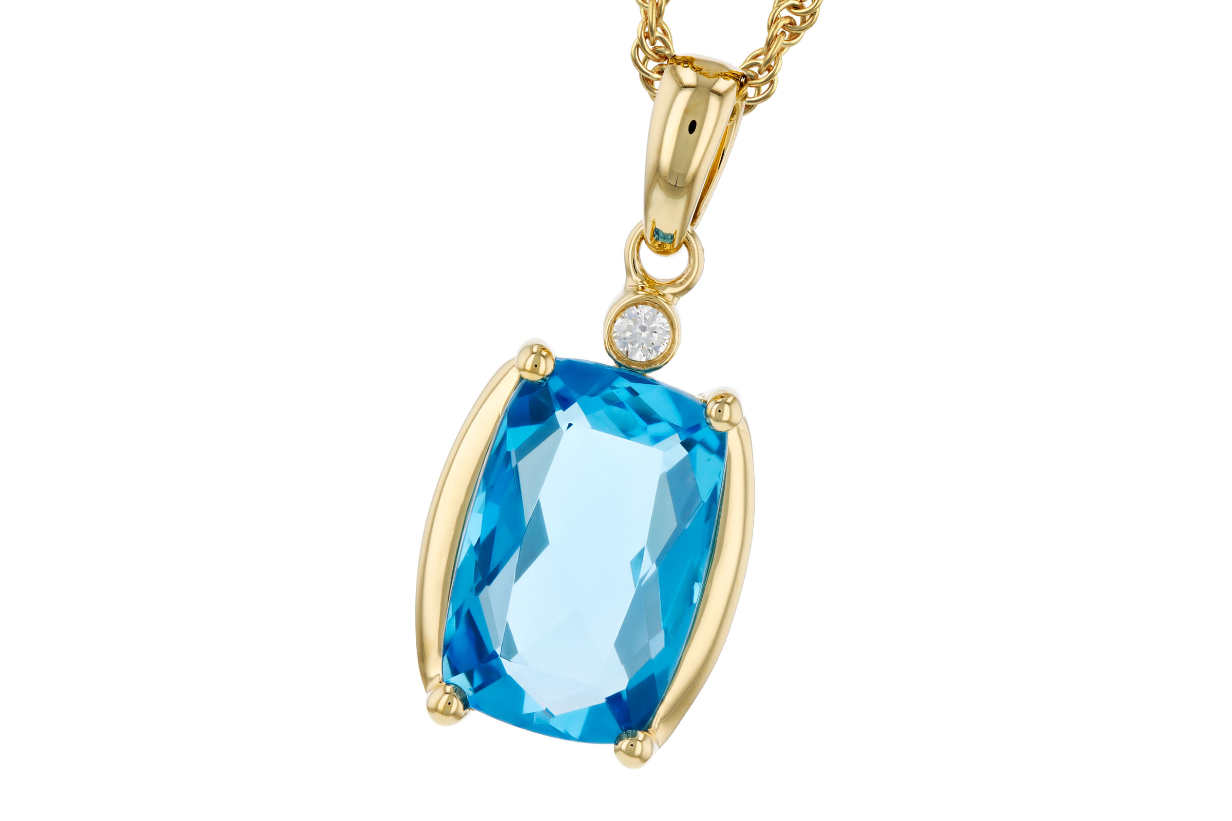 D330-02376: NECKLACE 2.88 BLUE TOPAZ 2.90 TGW (11x7MM BT)