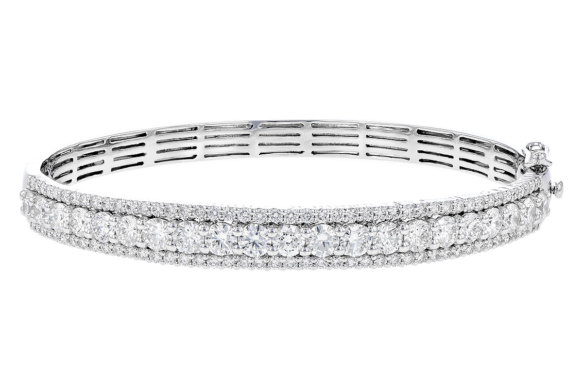 E328-18748: BANGLE 5.60 TW