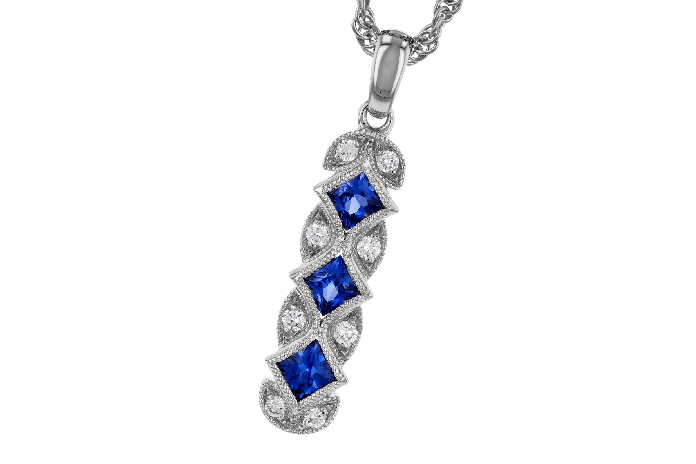 F330-02366: NECKLACE .55 TW SAPPHIRE .64 TGW