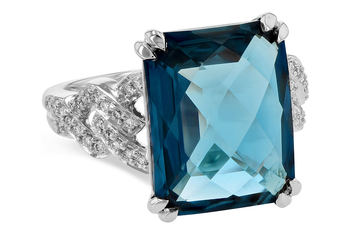 M244-55157: LDS RG 9.40 LONDON BLUE TOPAZ 9.60 TGW (15x12MM)